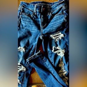 Like New- American Eagle Skinny Jeans.